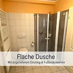 Elbe511ferienzuhause Im Parkaehnlichen Garten Mit Teich *