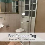 Elbe511ferienzuhause Im Parkaehnlichen Garten Mit Teich *