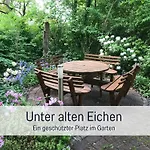 Elbe511ferienzuhause Im Parkaehnlichen Garten Mit Teich * Doemitz