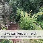 Elbe511ferienzuhause Im Parkaehnlichen Garten Mit Teich Apartment Doemitz