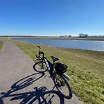Elbe511ferienzuhause Im Parkaehnlichen Garten Mit Teich Doemitz