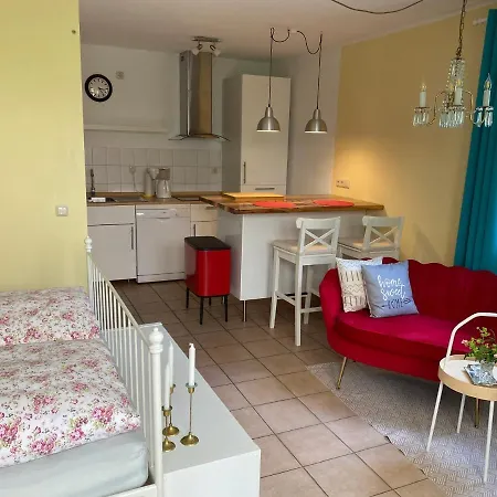 Appartamento Elbe511ferienzuhause Im Parkaehnlichen Garten Mit Teich *