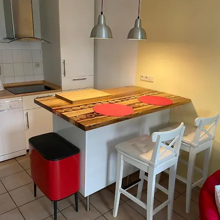 Elbe511ferienzuhause Im Parkaehnlichen Garten Mit Teich