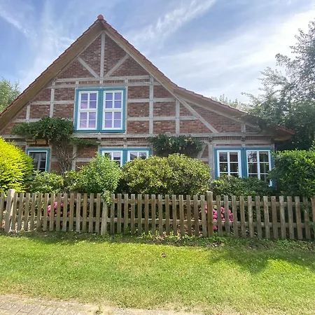 Appartamento Elbe511ferienzuhause Im Parkaehnlichen Garten Mit Teich *