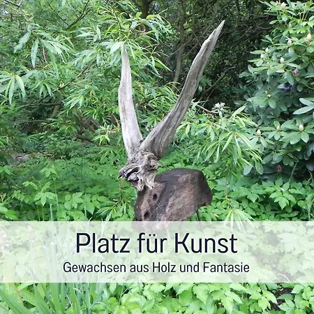 Elbe511ferienzuhause Im Parkaehnlichen Garten Mit Teich * Dömitz