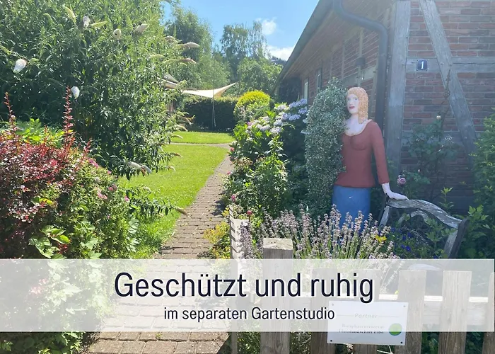 Elbe511ferienzuhause Im Parkaehnlichen Garten Mit Teich 公寓