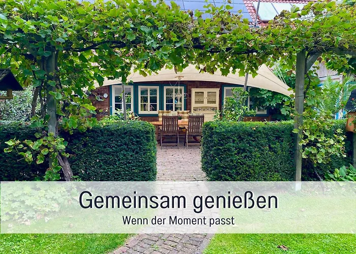 Elbe511ferienzuhause Im Parkaehnlichen Garten Mit Teich * Dömitz
